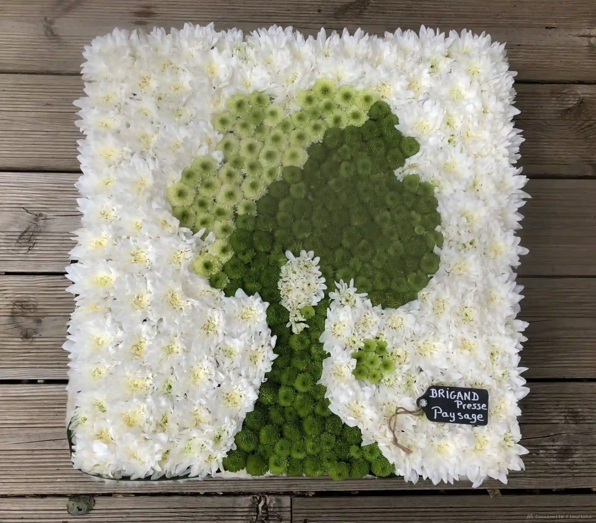 Arbre de vie — composition florale Coccinelle