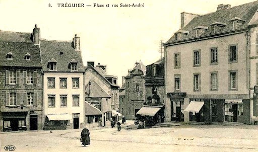Tréguier — N°3 Place du Martray, 1978